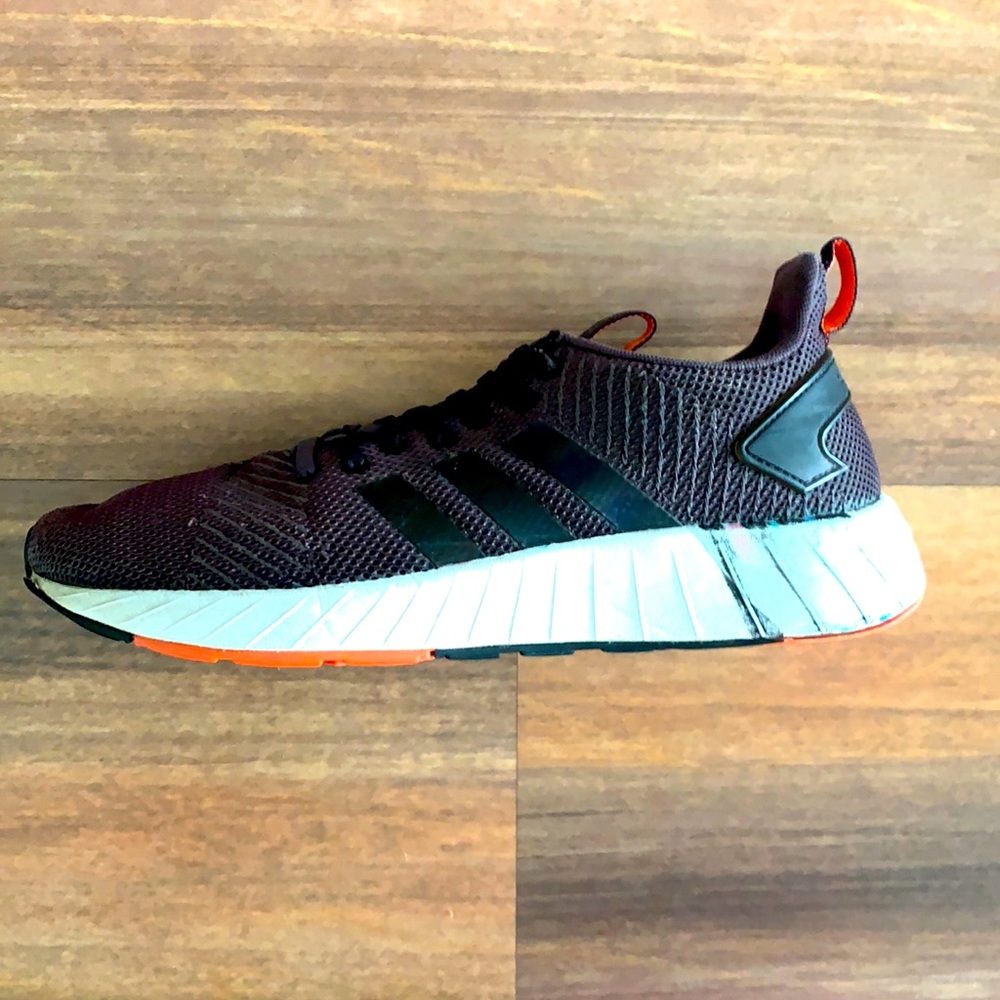 Adidas Questar BYD Black Sneakers